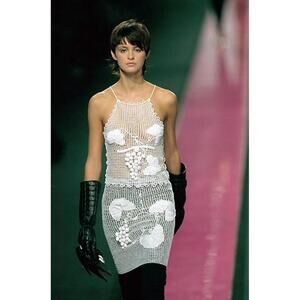 Vintage 2000 CHANEL 00T CC Logo Knit Tank Top FR-36/38 White Cotton Grape Vine